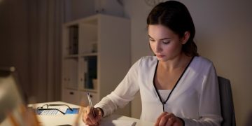 Personal Finance Checklist 2025: 7 Steps to Financial Success - Cover Image