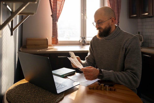 Self-Employed? Maximize 2025 Tax Deductions Now!
