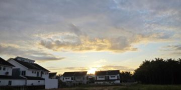 US Housing Starts Decline: What It Means for the Real Estate Future - Cover Image